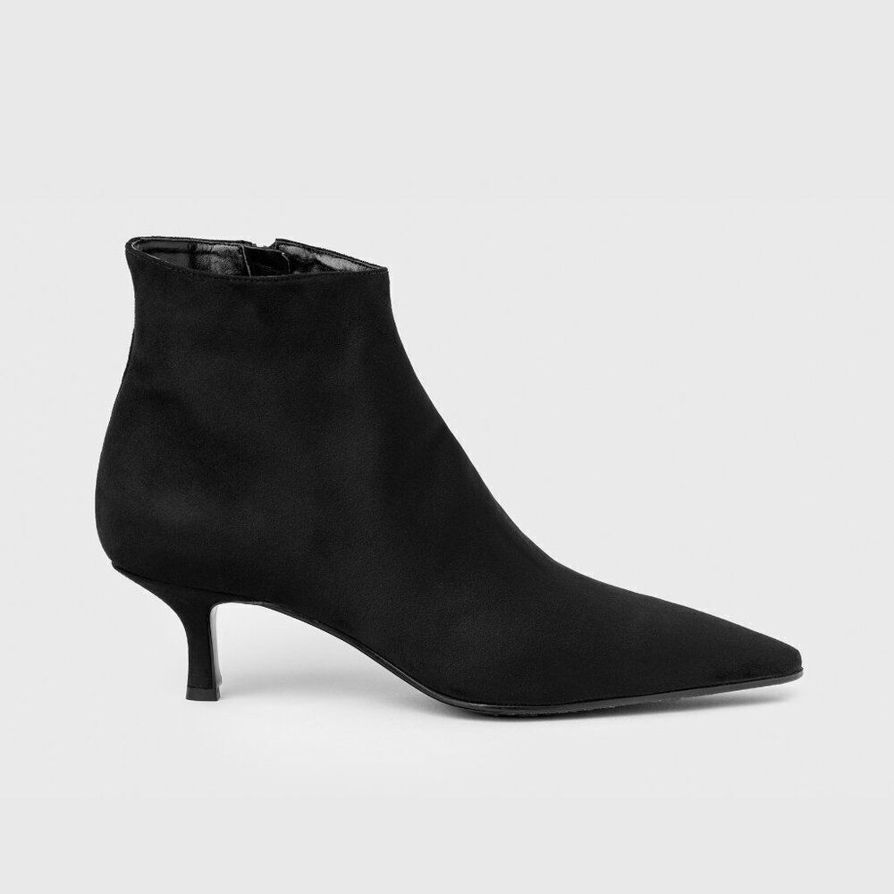 Vegan Suede Black Booties, New in Box - Picture 6 of 7